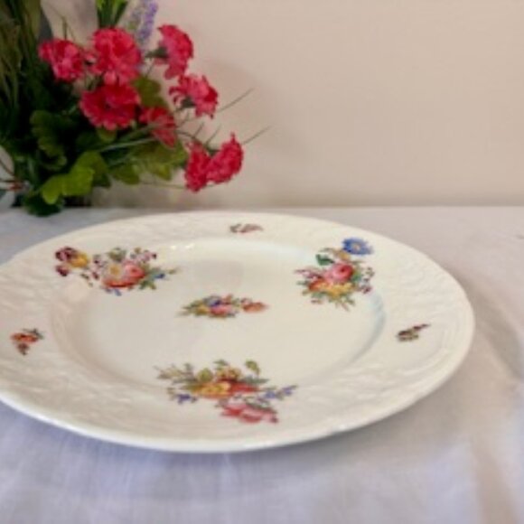 Vintage Coalport Severs Dinner Plate – Embossed Floral‎ English Bone China - Picture 9 of 9